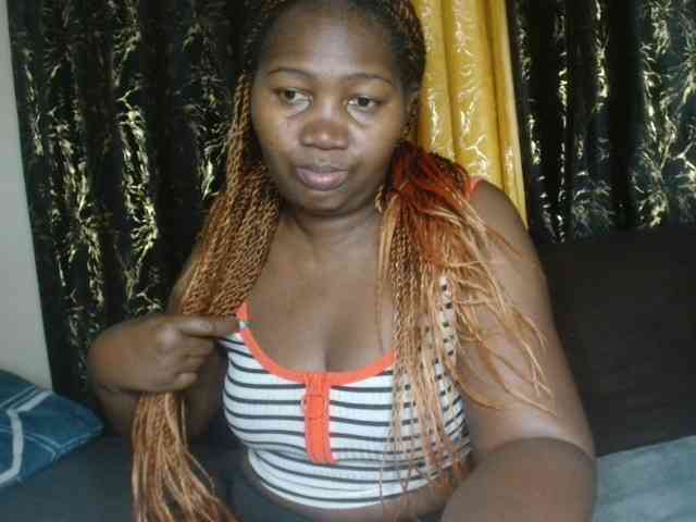 Sexxy-pretty24 webcam
