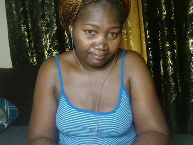 Sexxy-pretty24 webcam