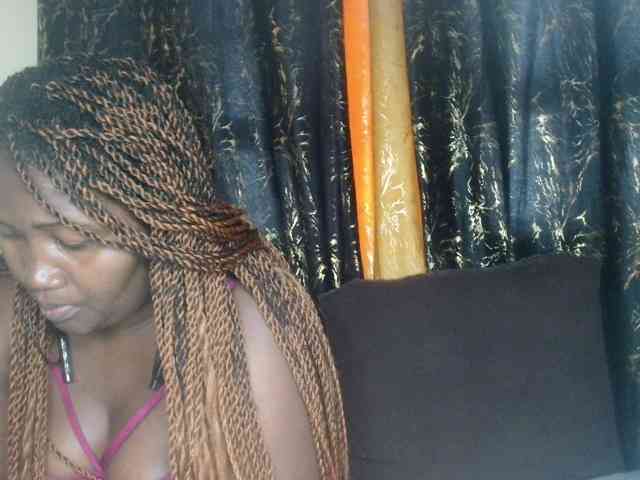 Sexxy-pretty24 webcam
