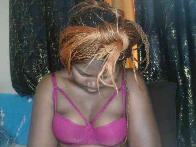 Sexxy-pretty24 webcam