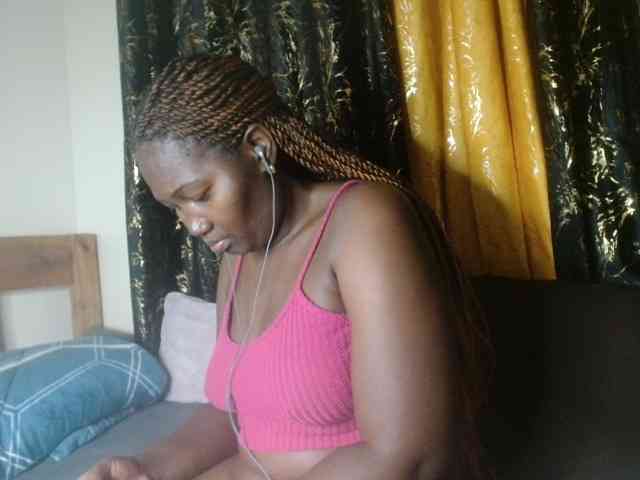 Sexxy-pretty24 webcam