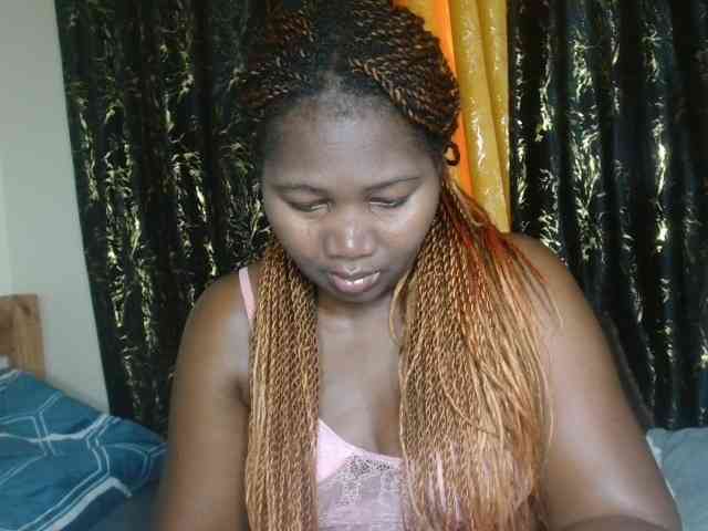 Sexxy-pretty24 webcam