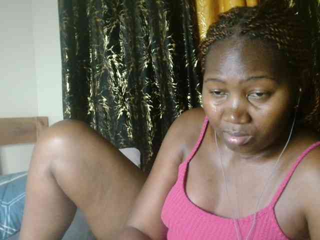 Sexxy-pretty24 webcam