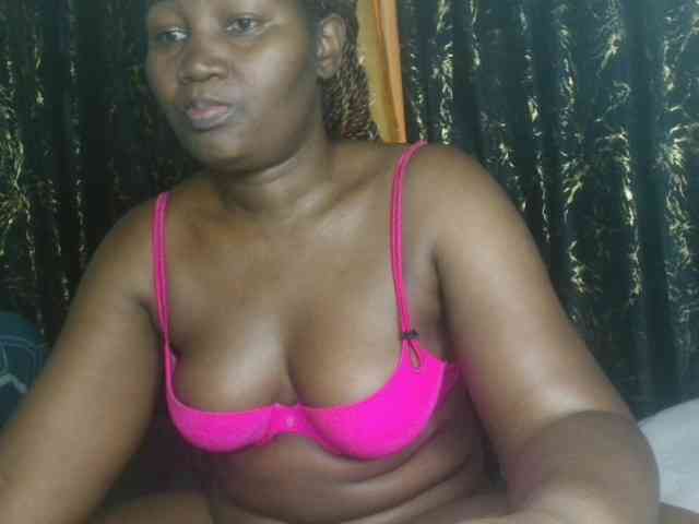 Sexxy-pretty24 webcam