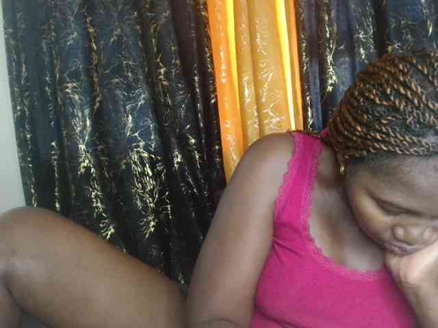 Sexxy-pretty24 webcam