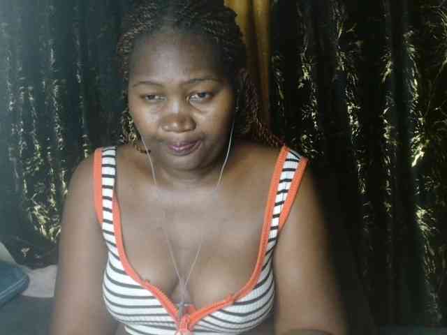 Sexxy-pretty24 webcam