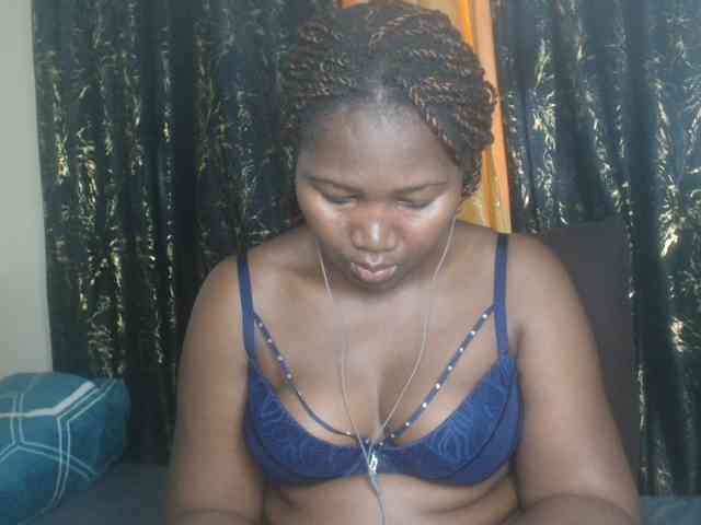 Sexxy-pretty24 webcam