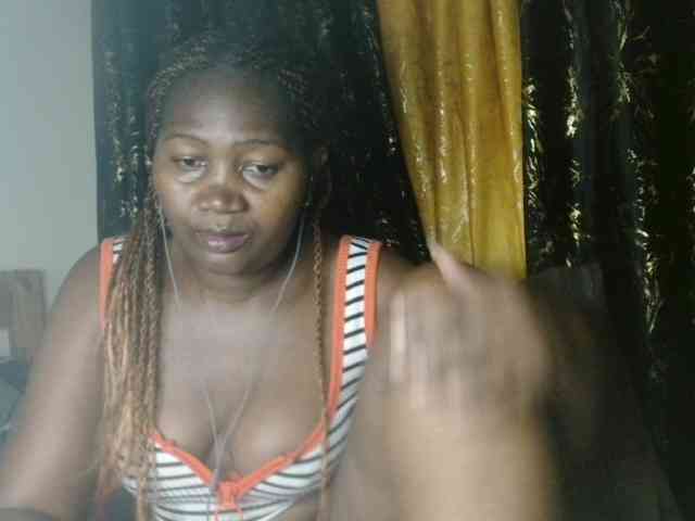 Sexxy-pretty24 webcam