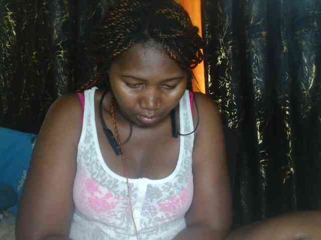 Sexxy-pretty24 webcam