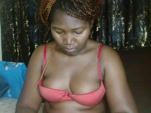 Sexxy-pretty24 webcam