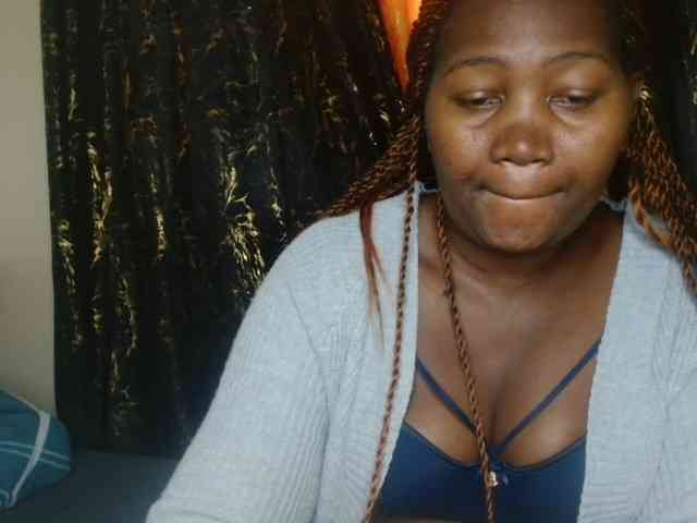 Sexxy-pretty24 webcam
