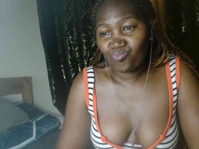 Sexxy-pretty24 webcam