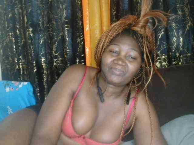 Sexxy-pretty24 webcam