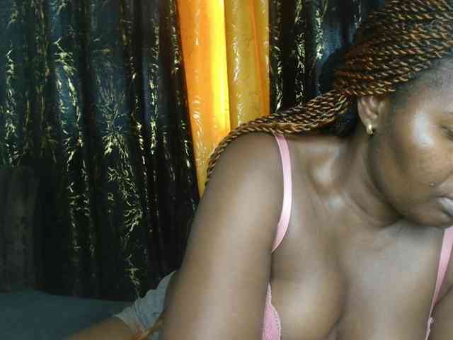 Sexxy-pretty24 webcam