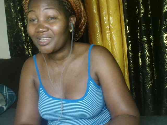 Sexxy-pretty24 webcam