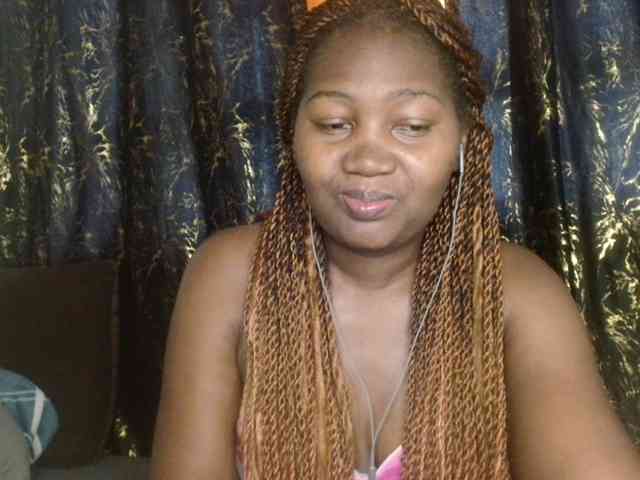 Sexxy-pretty24 webcam