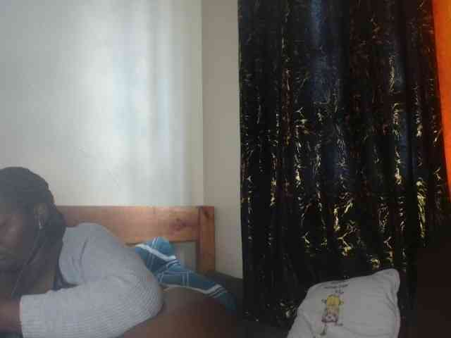 Sexxy-pretty24 webcam