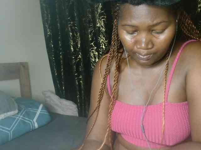 Sexxy-pretty24 webcam