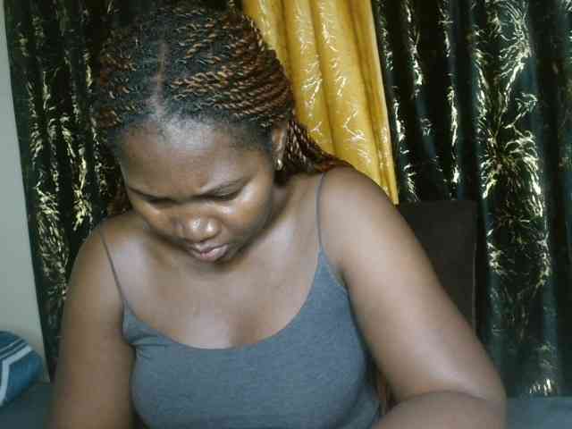 Sexxy-pretty24 webcam