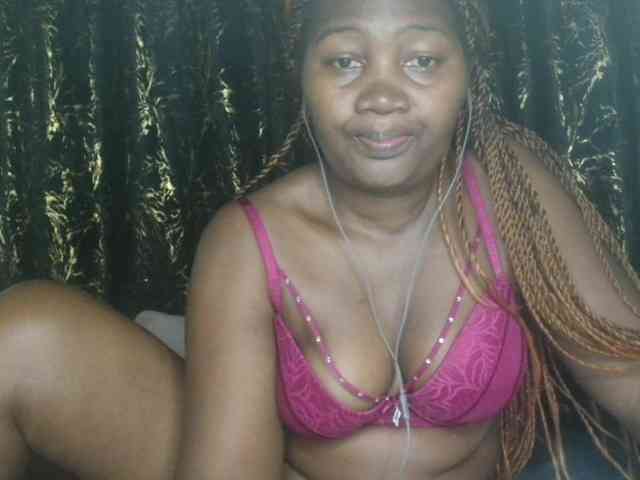 Sexxy-pretty24 webcam