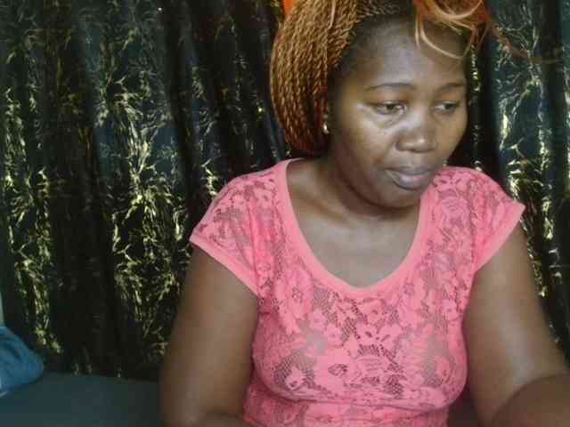 Sexxy-pretty24 webcam