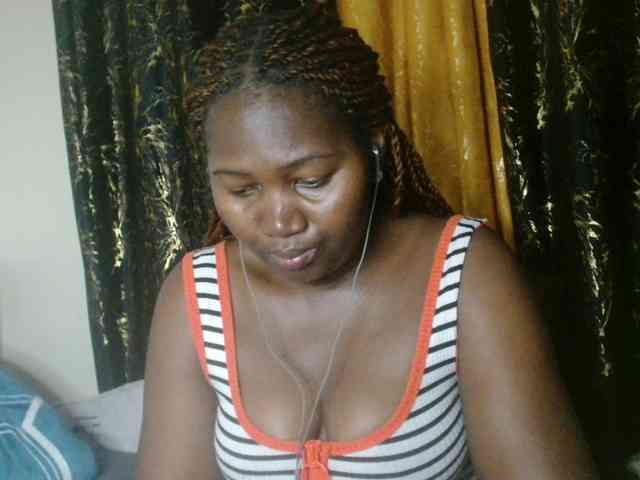 Sexxy-pretty24 webcam