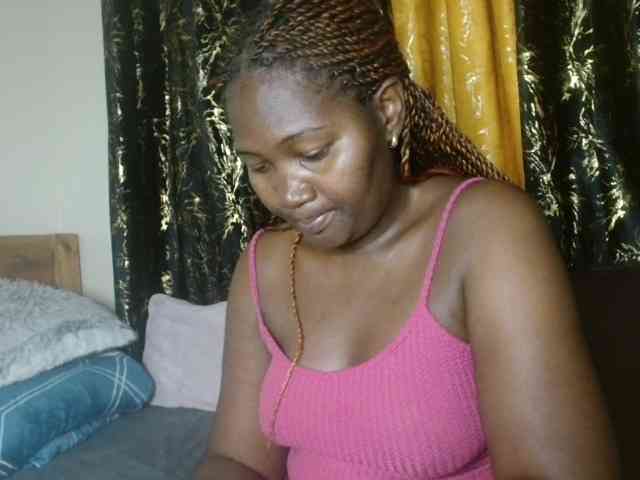 Sexxy-pretty24 webcam