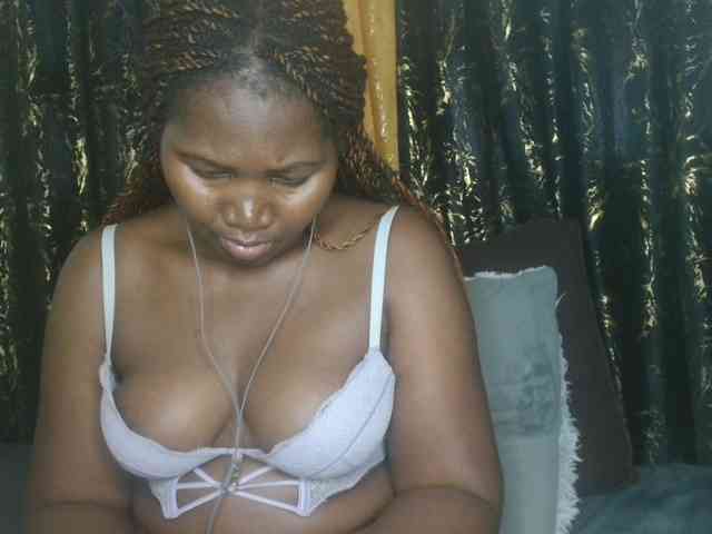 Sexxy-pretty24 webcam