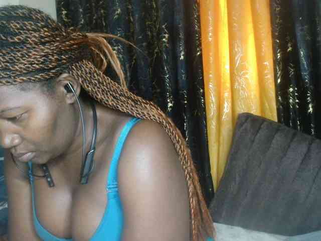 Sexxy-pretty24 webcam