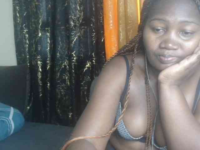 Sexxy-pretty24 webcam