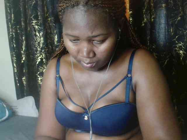 Sexxy-pretty24 webcam