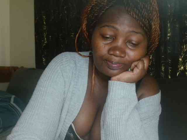 Sexxy-pretty24 webcam
