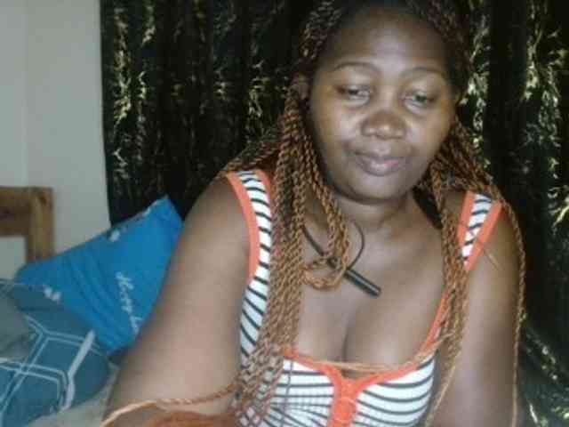 Sexxy-pretty24 webcam