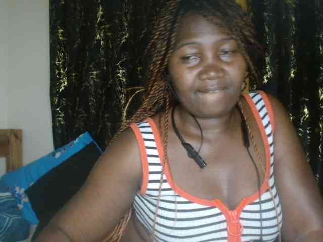 Sexxy-pretty24 webcam