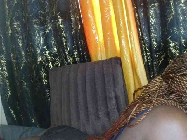 Sexxy-pretty24 webcam