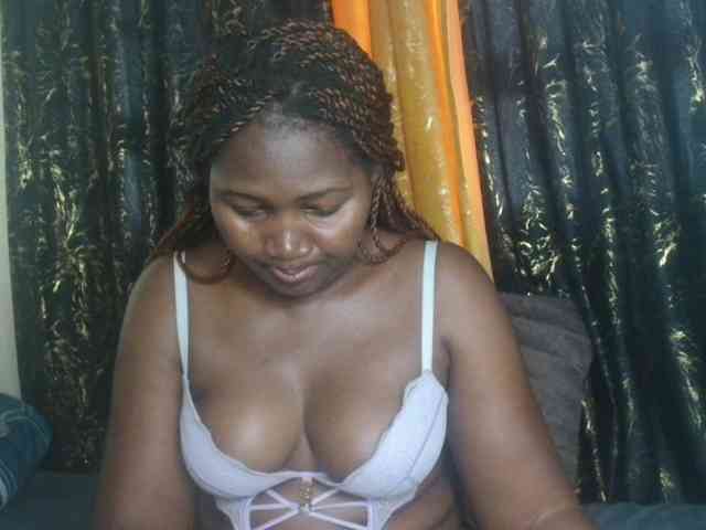 Sexxy-pretty24 webcam