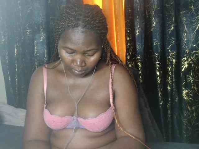 Sexxy-pretty24 webcam