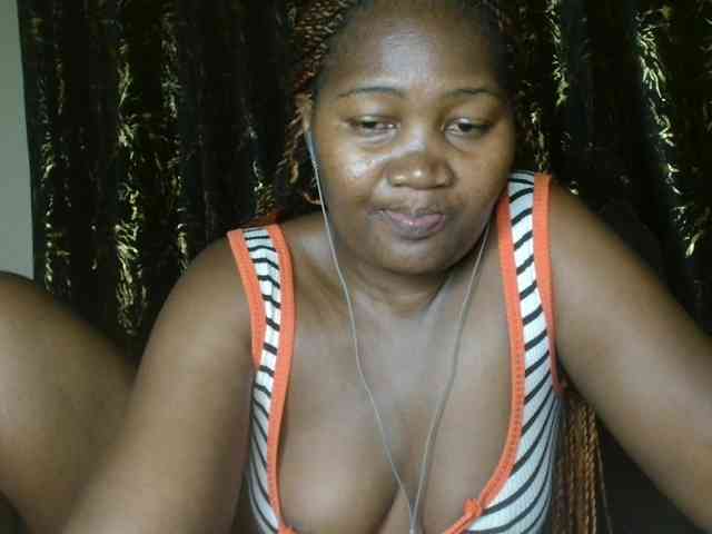 Sexxy-pretty24 webcam