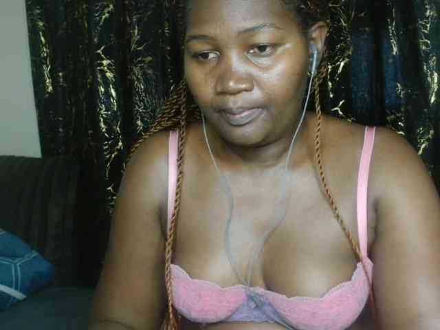 Sexxy-pretty24 webcam