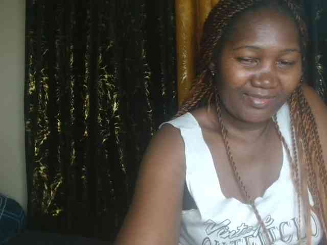 Sexxy-pretty24 webcam
