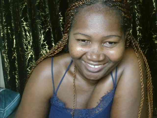 Sexxy-pretty24 webcam