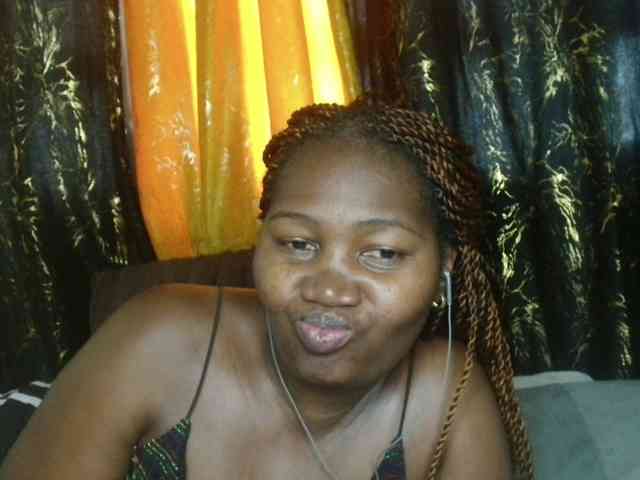 Sexxy-pretty24 webcam