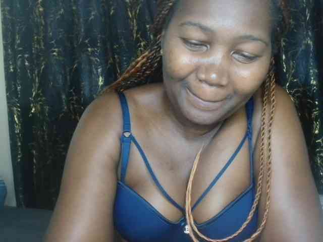 Sexxy-pretty24 webcam