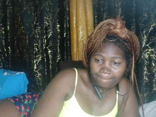 Sexxy-pretty24 webcam
