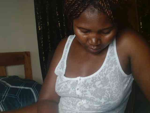 Sexxy-pretty24 webcam