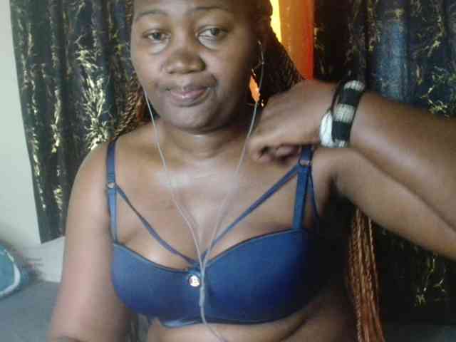 Sexxy-pretty24 webcam