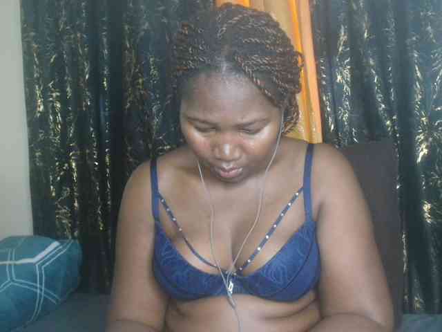 Sexxy-pretty24 webcam