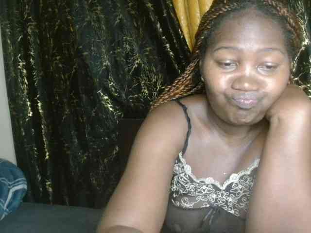 Sexxy-pretty24 webcam