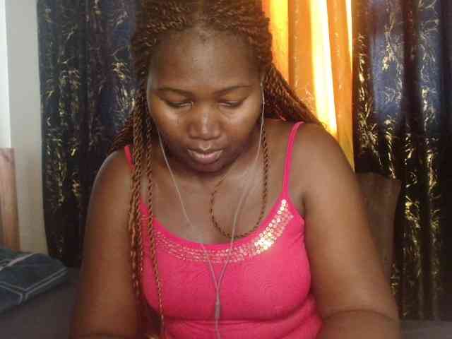 Sexxy-pretty24 webcam