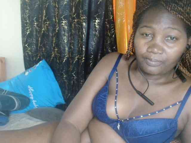 Sexxy-pretty24 webcam
